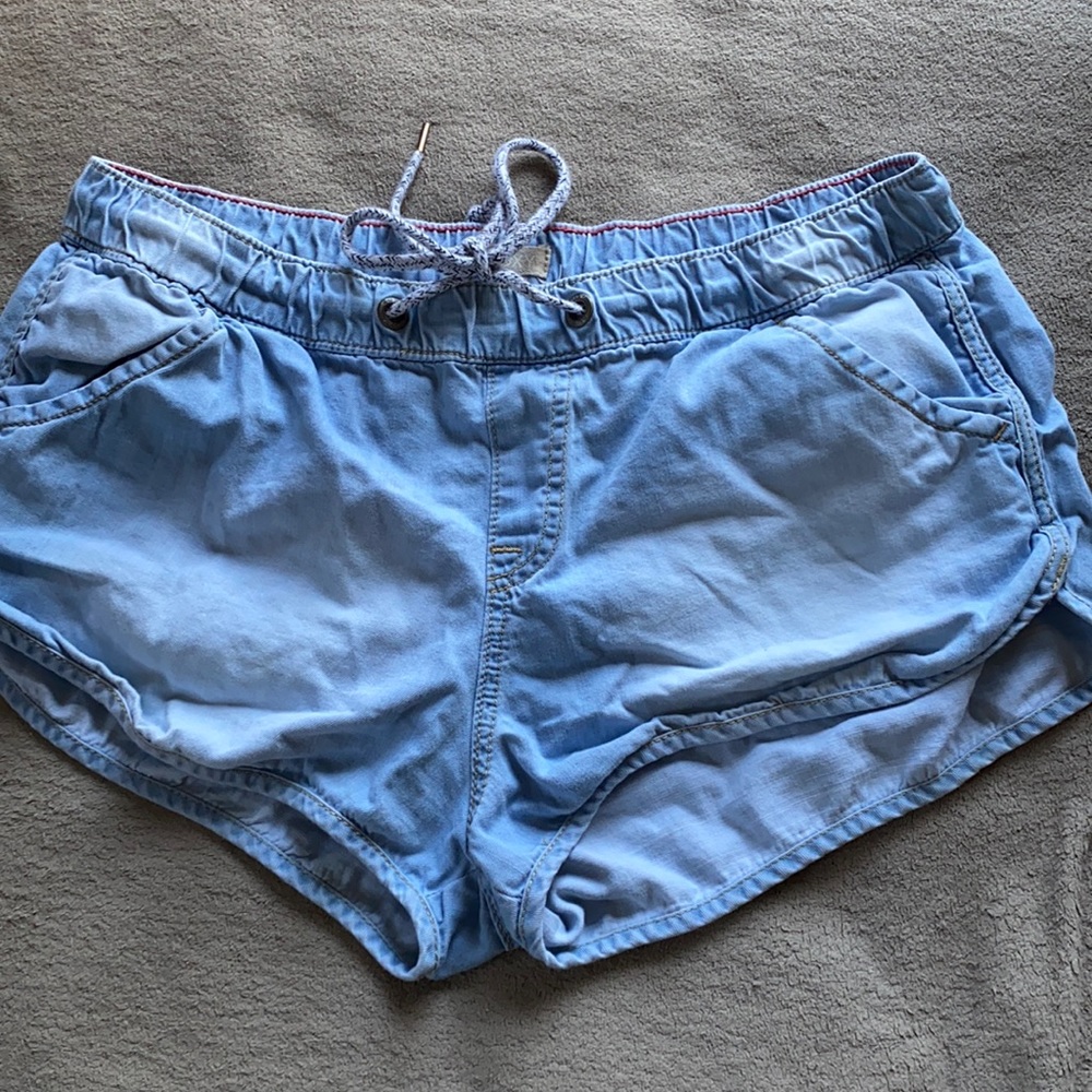 Roxy shorts